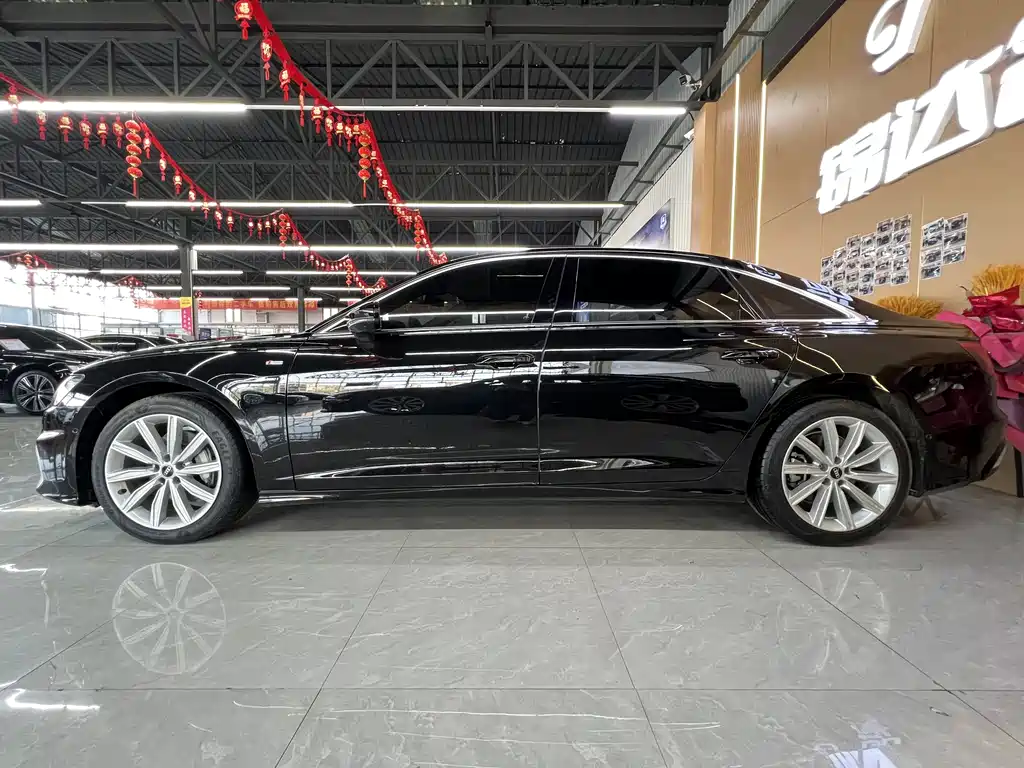 Audi A6L 2023 — фото 17