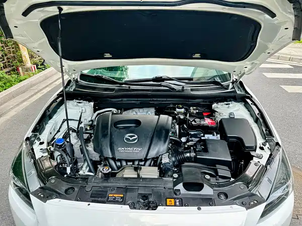 Mazda 3 Axela 2017