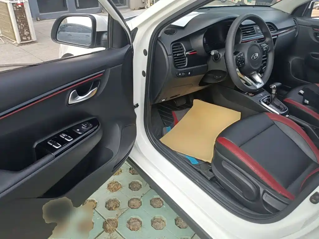 Kia KX CROSS 2018 — фото 16