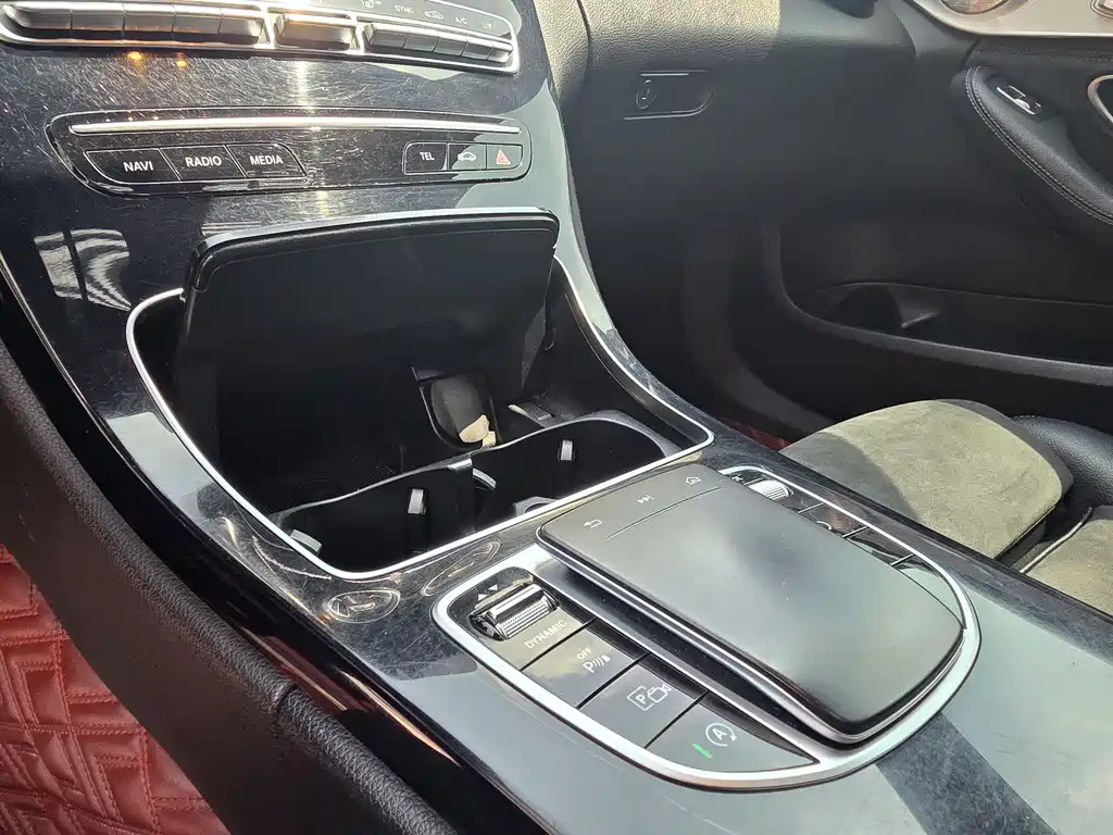 Mercedes-Benz C-Class 2019 — фото 12