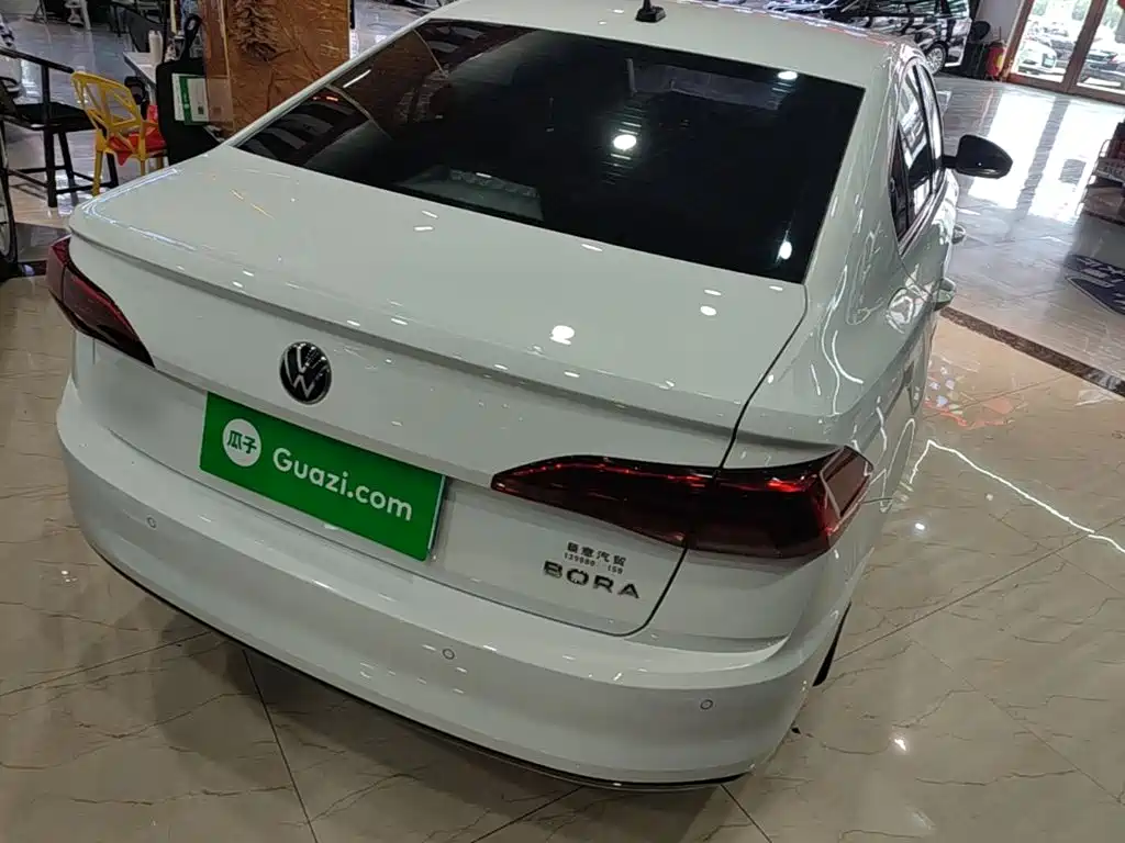 Volkswagen Bora 2021