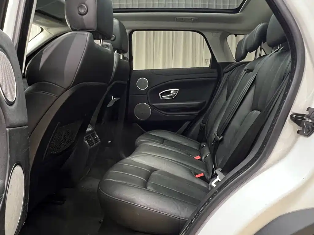 Land Rover Range Rover Evoque 2018 — фото 11