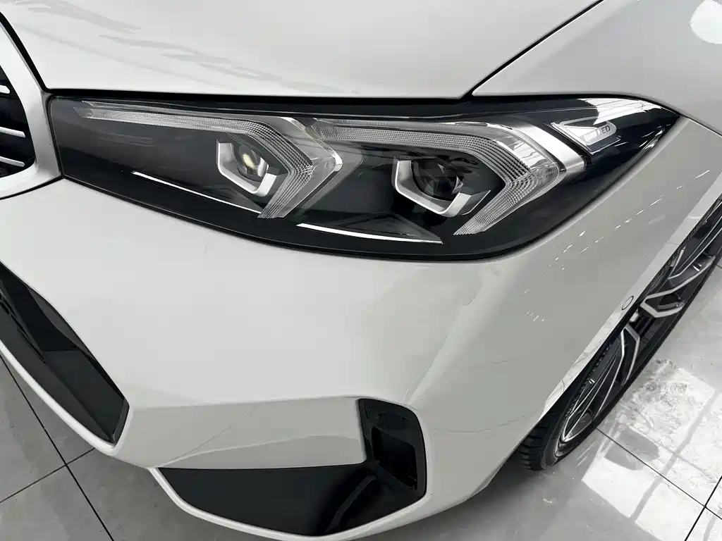 BMW 3 Series 2023