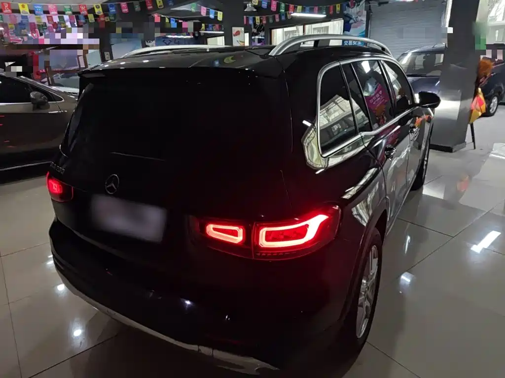 Mercedes-Benz GLB 2022