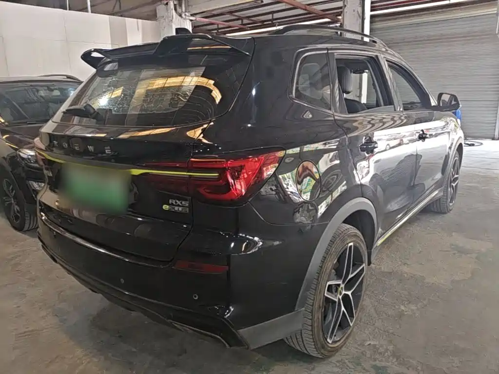 Roewe RX5 New Energy 2022 — фото 7