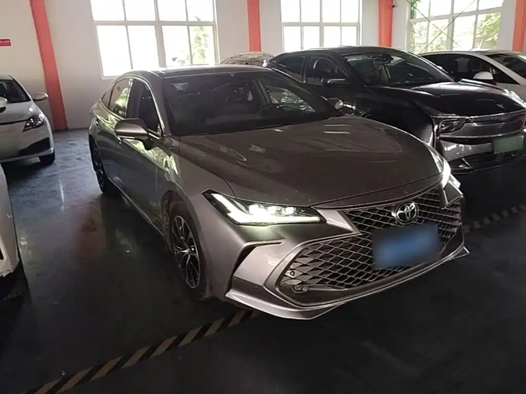 Toyota Avalon 2022