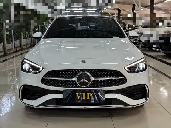 Mercedes-Benz C-Class 2025