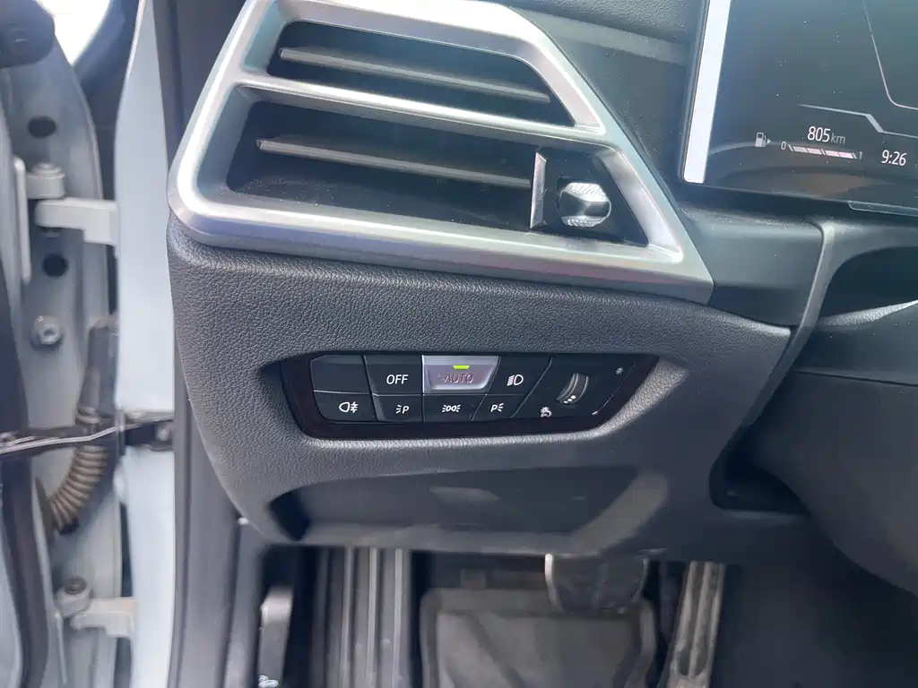 BMW 4 Series 2025 — фото 10