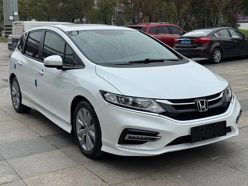 Honda Jade 2018 — фото 1