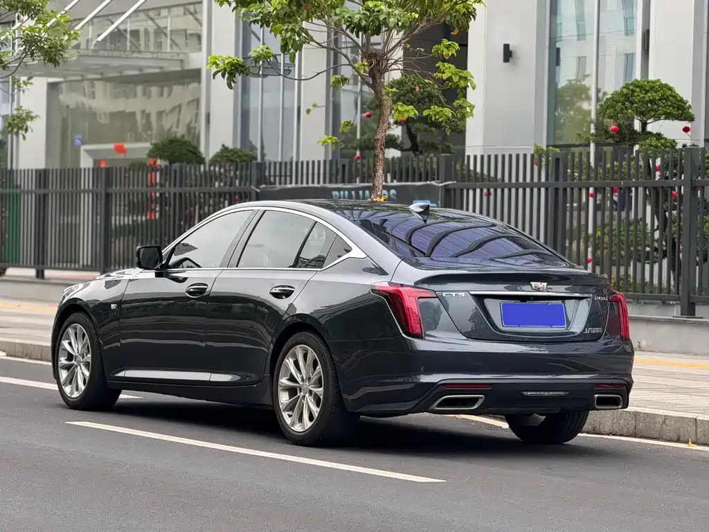 Cadillac CT5 2022 — фото 18