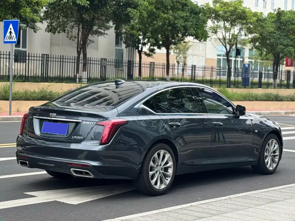 Cadillac CT5 2022 — фото 20