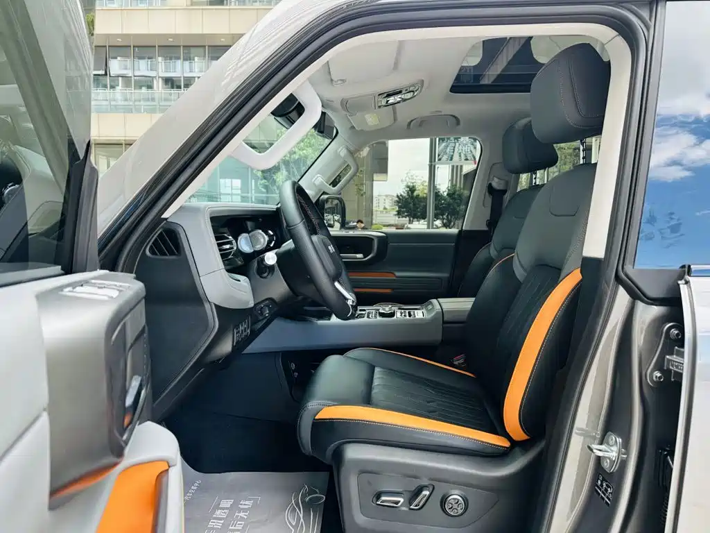 BAIC BJ40 Extended Range 2025 — фото 12