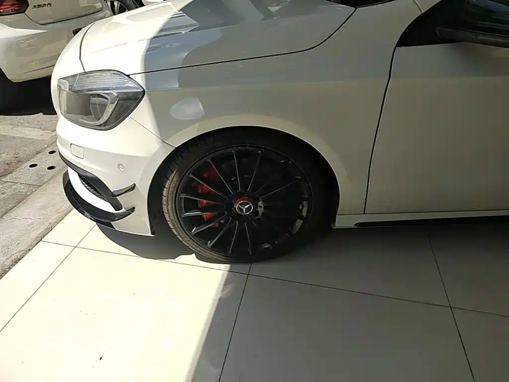 Mercedes-Benz A-Class AMG 2015 — фото 23