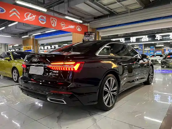 Audi A6L 2022