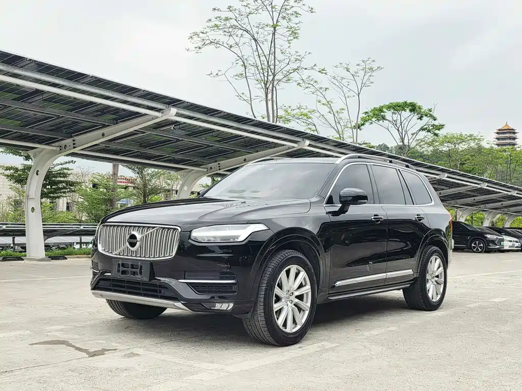 Volvo XC90 2018 — фото 2