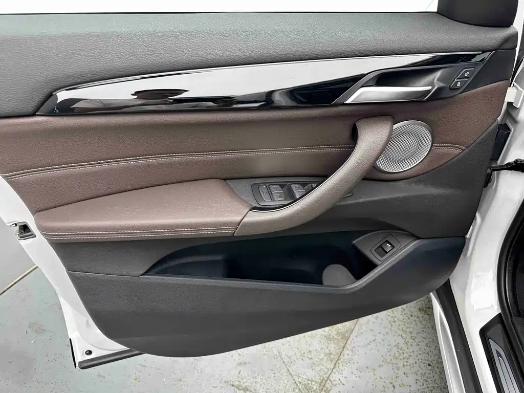 BMW X1 2022 — фото 10