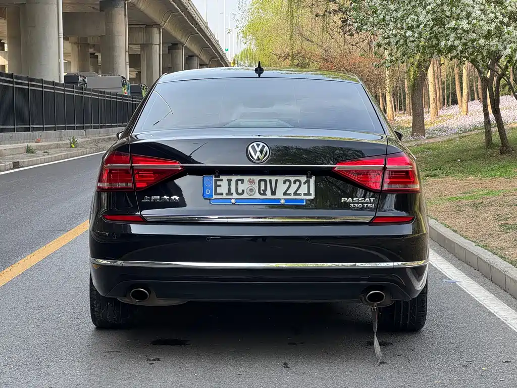 Volkswagen Passat 2018 — фото 3