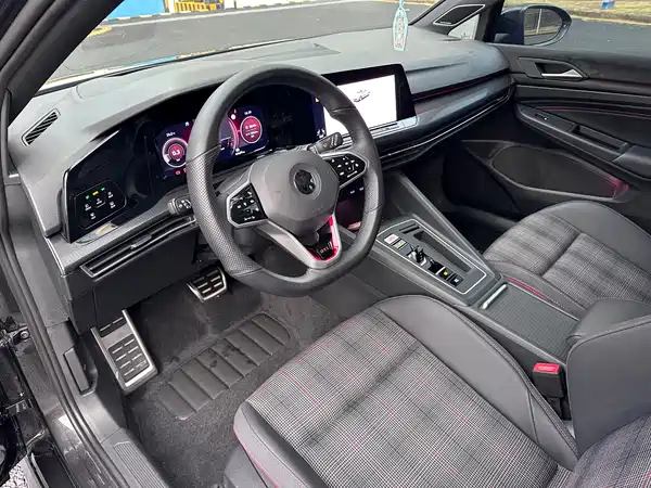 Volkswagen Golf GTI 2022