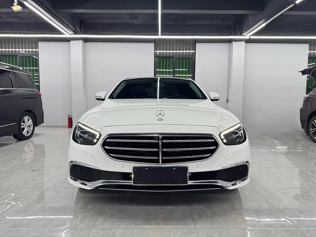 Mercedes-Benz E-Class 2021 — фото 2