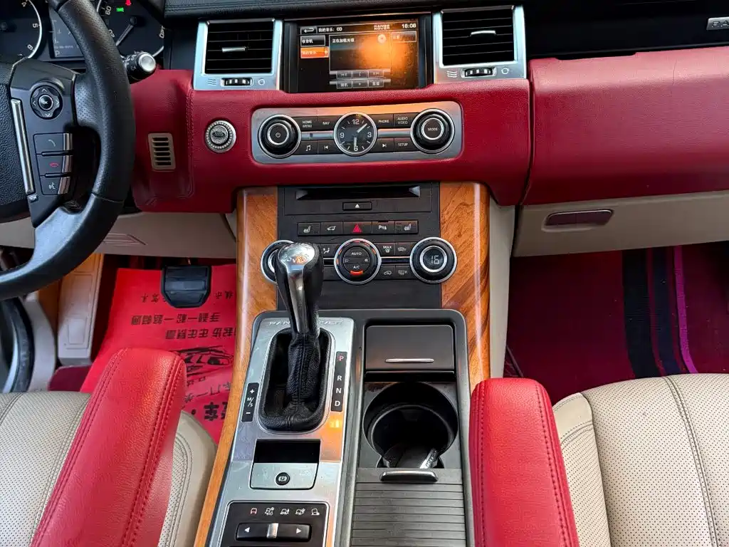 Land Rover Range Rover Sport 2012 — фото 16