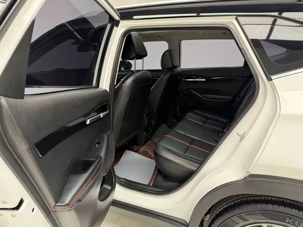 Kia KX3 2021 — фото 13