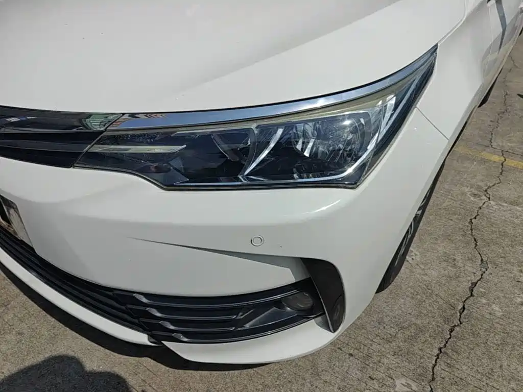 Toyota Corolla 2019 — фото 24