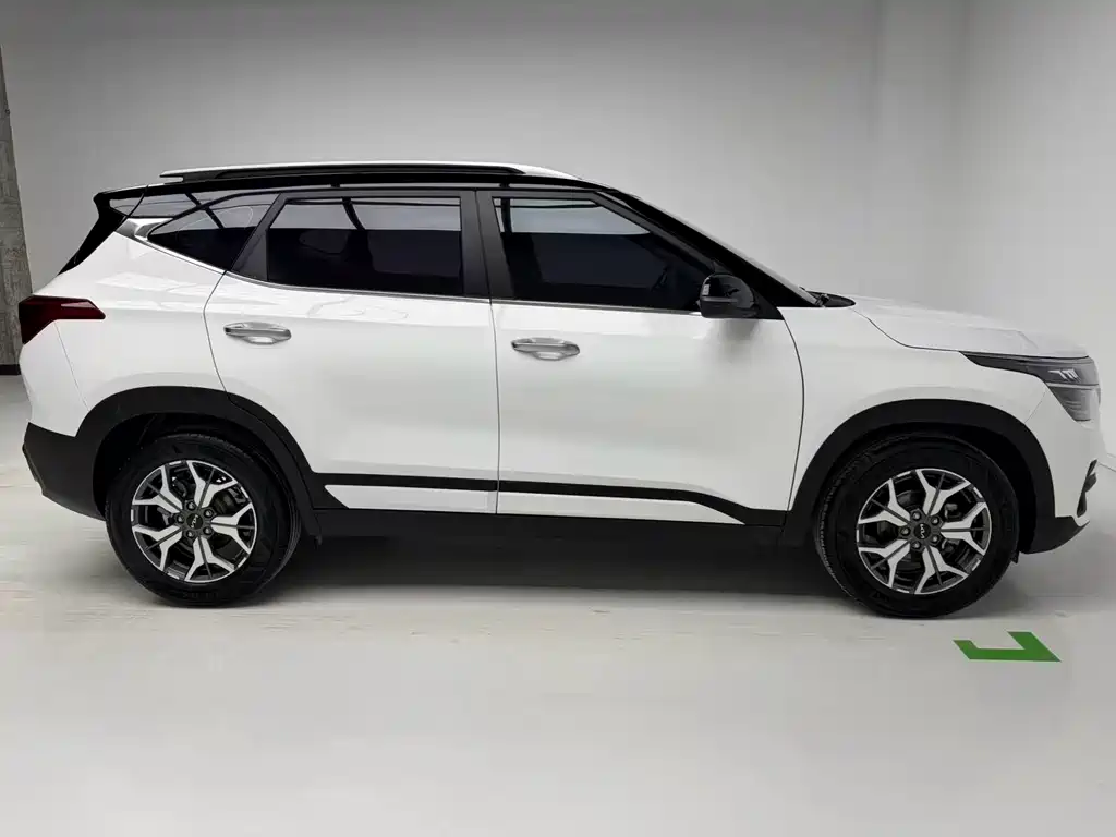 Kia KX3 2021 — фото 7