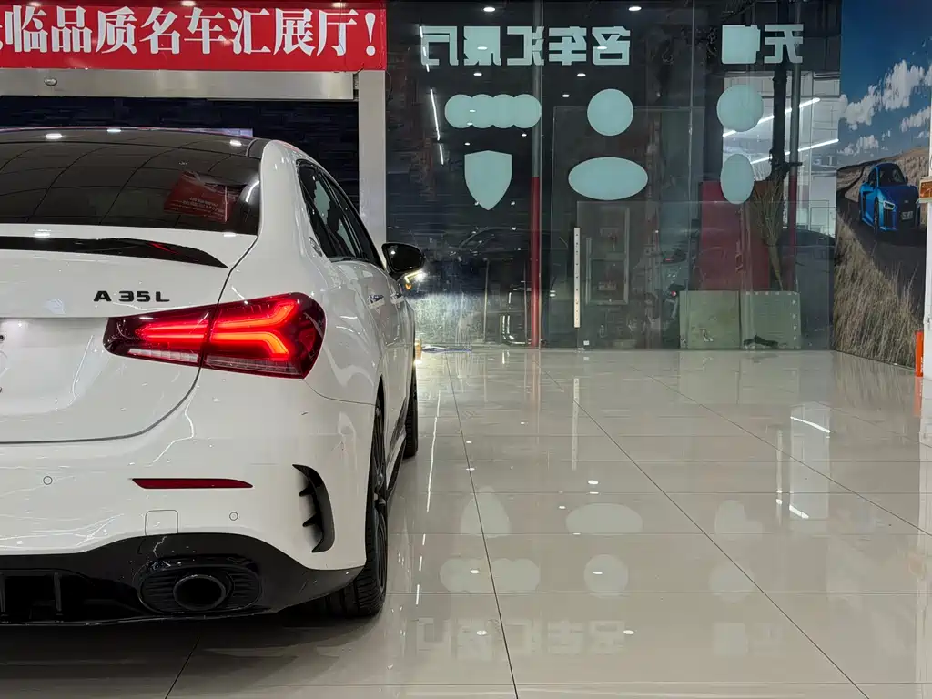 Mercedes-Benz A-Class AMG 2020 — фото 13