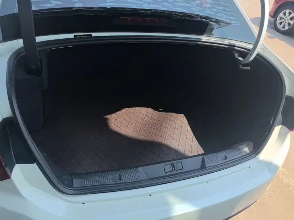 Citroen C4L 2017 — фото 19