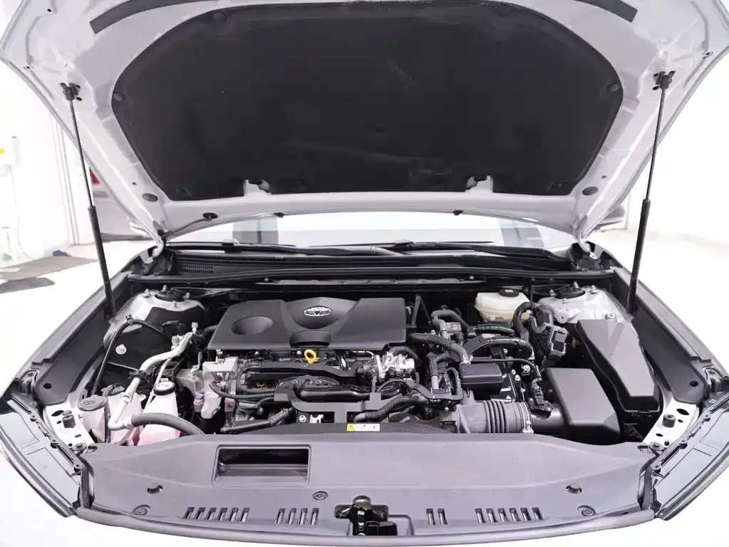 Toyota Camry 2024 — фото 16