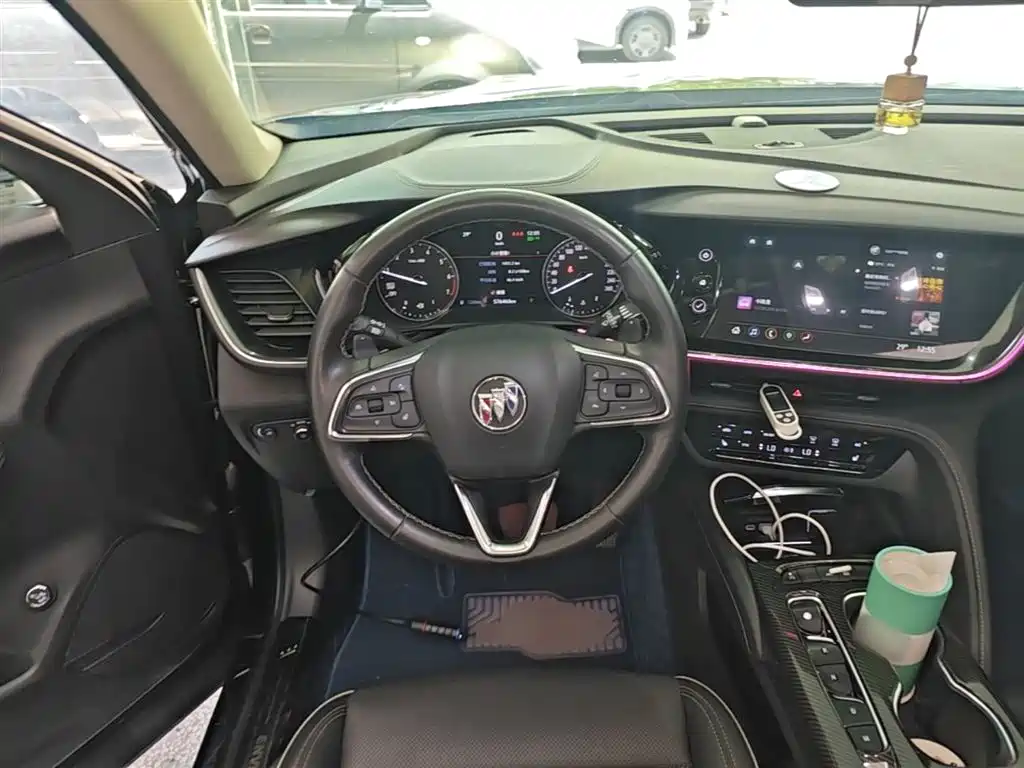 Buick Envision Plus 2023 — фото 11