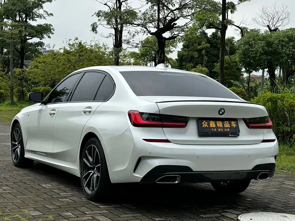 BMW 3 Series 2021 — фото 13