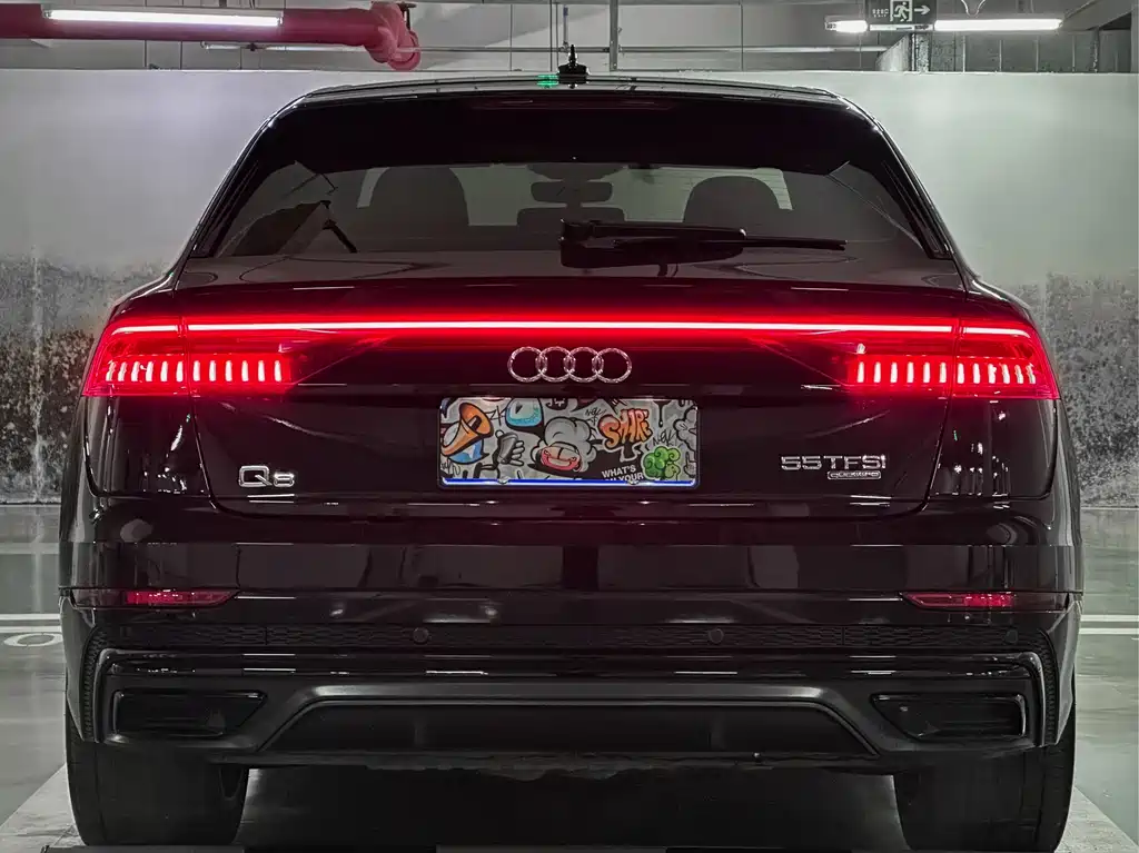Audi Q8 2021 — фото 23
