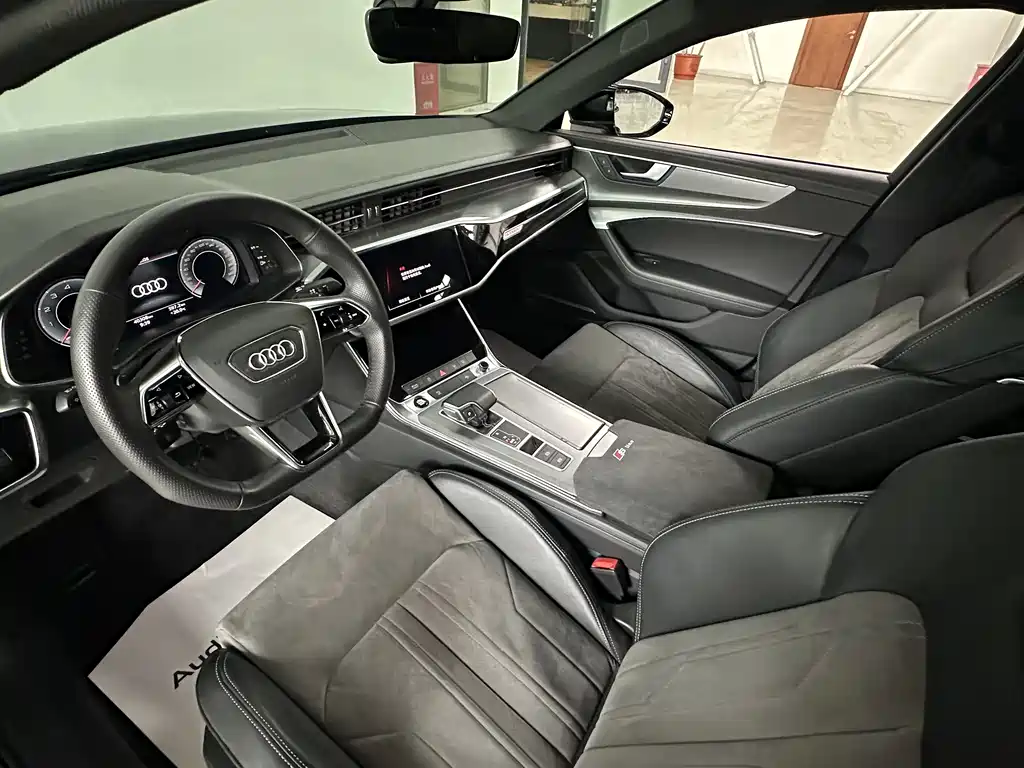 Audi A6L 2022 — фото 9