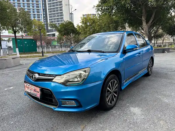 Soueast V3 Lingyue 2015
