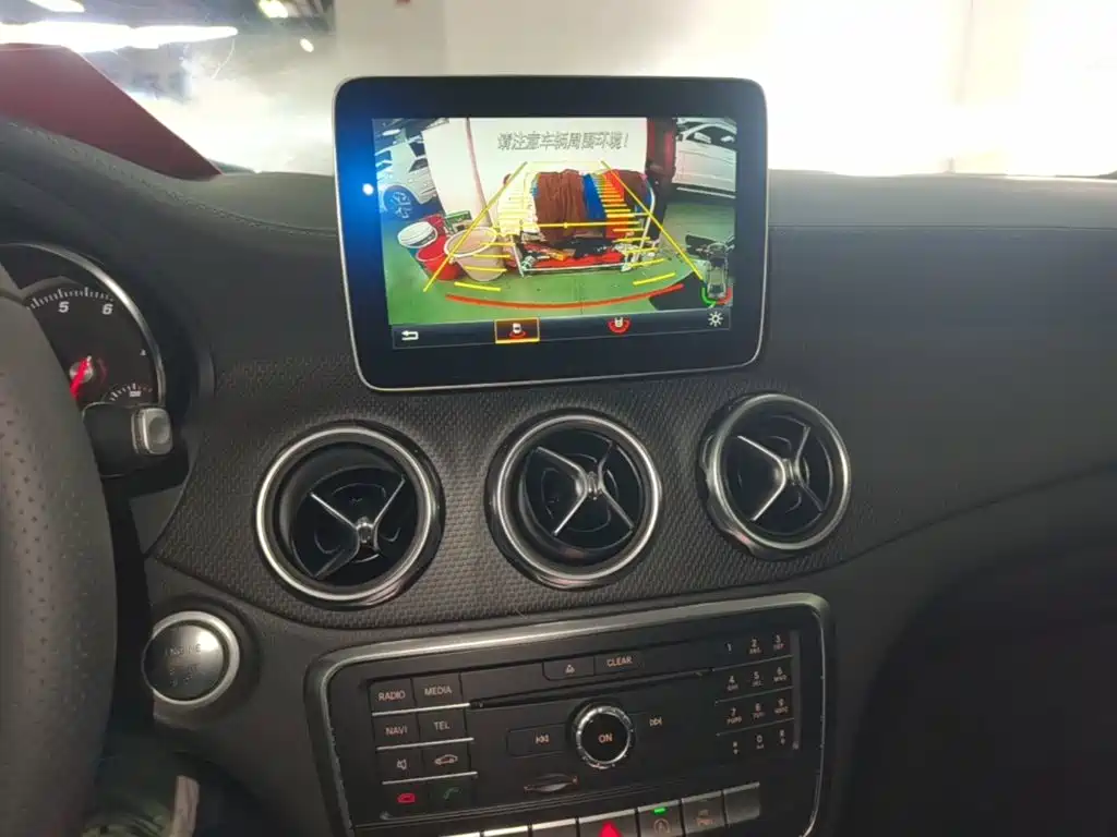 Mercedes-Benz GLA 2017 — фото 13
