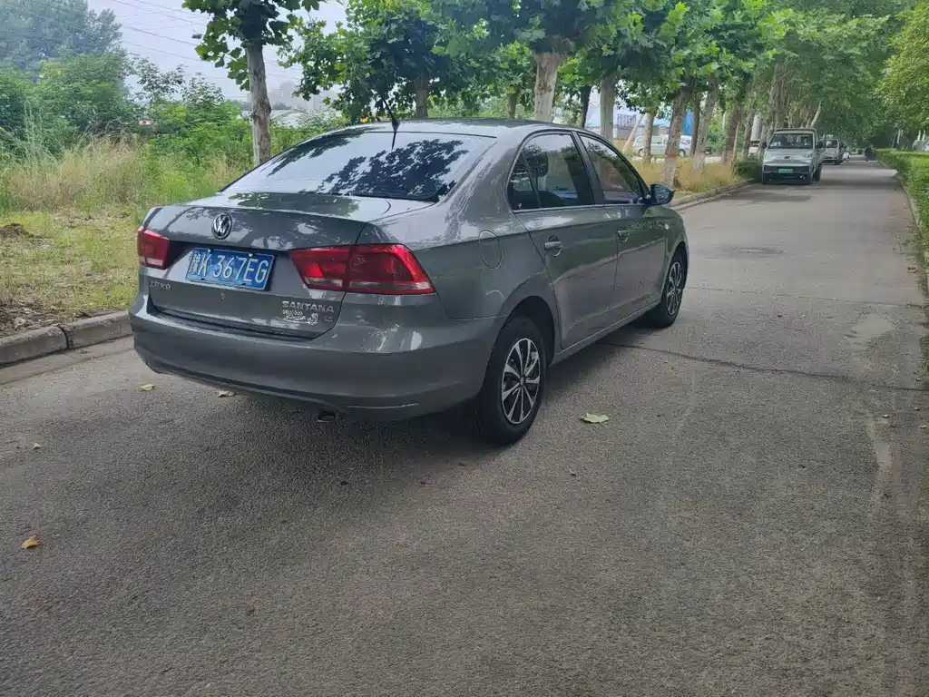Volkswagen Santana 2014