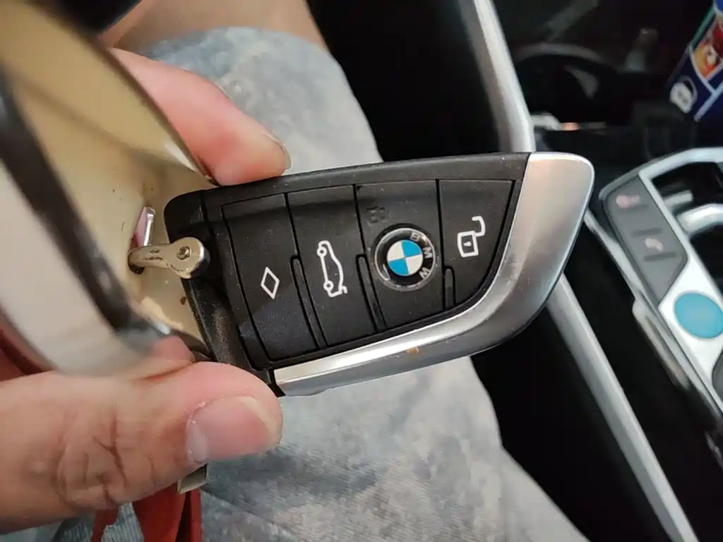 BMW i3 2023 — фото 9