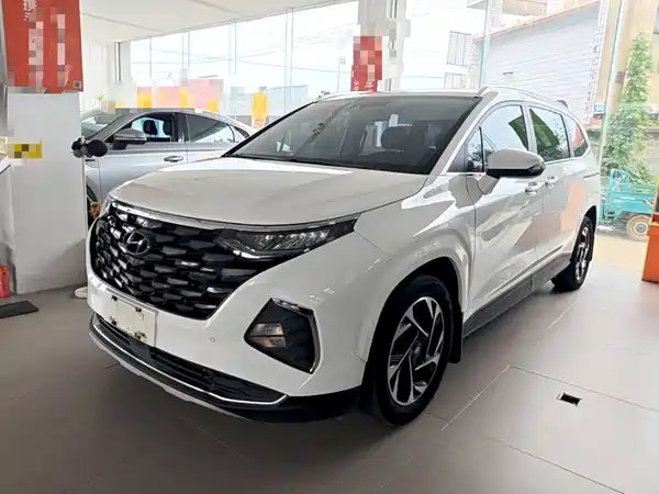 Hyundai Custin 2023