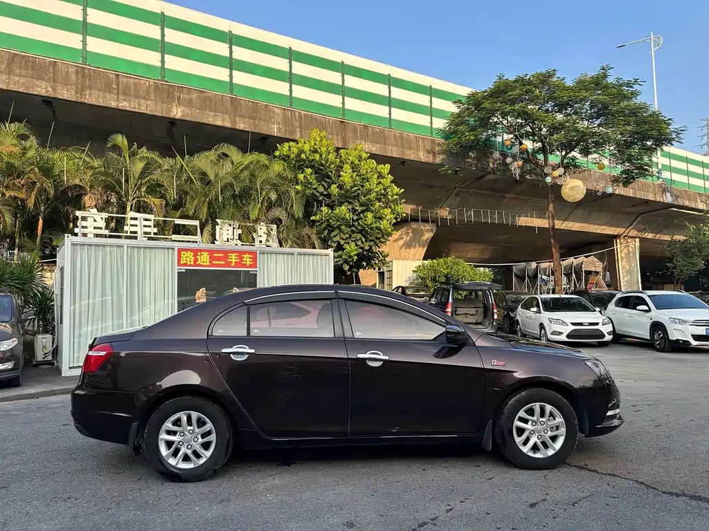 Geely Emgrand 2017