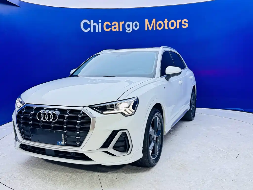 Audi Q3 2022