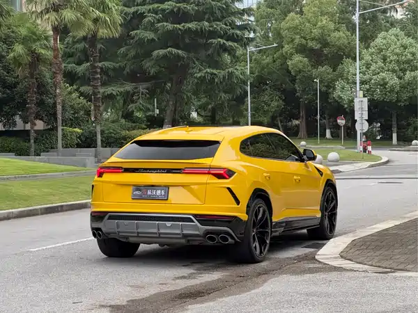 Lamborghini Urus 2019