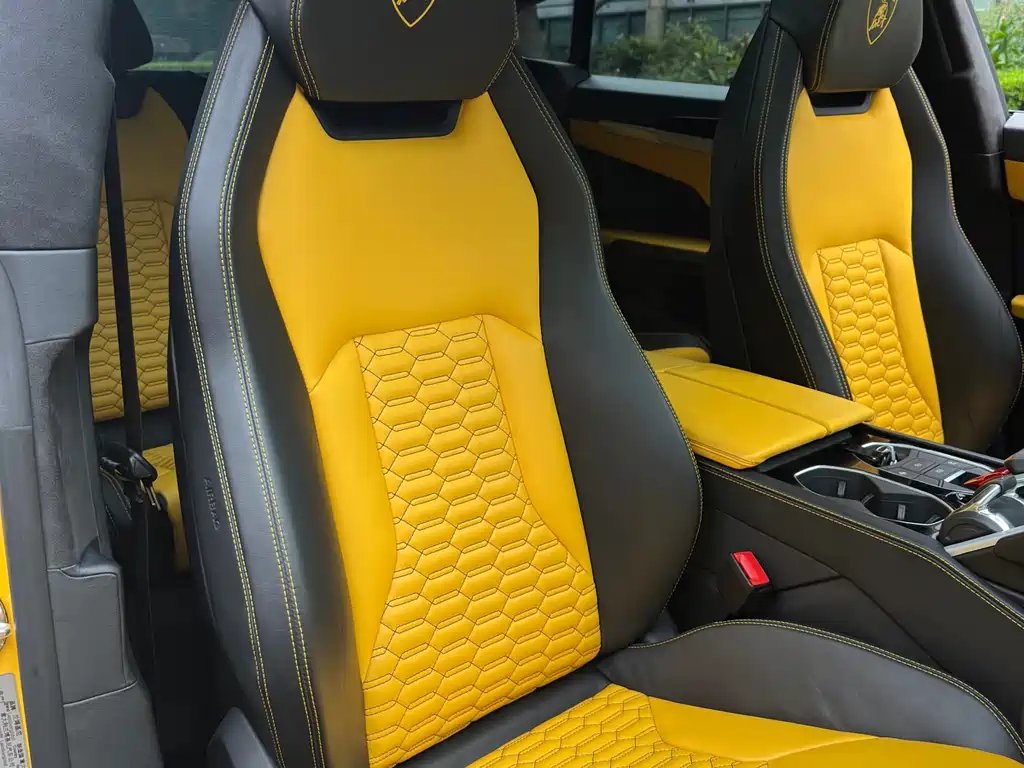 Lamborghini Urus 2019 — фото 14