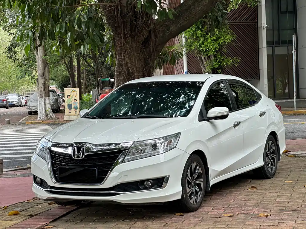 Honda Crider 2017