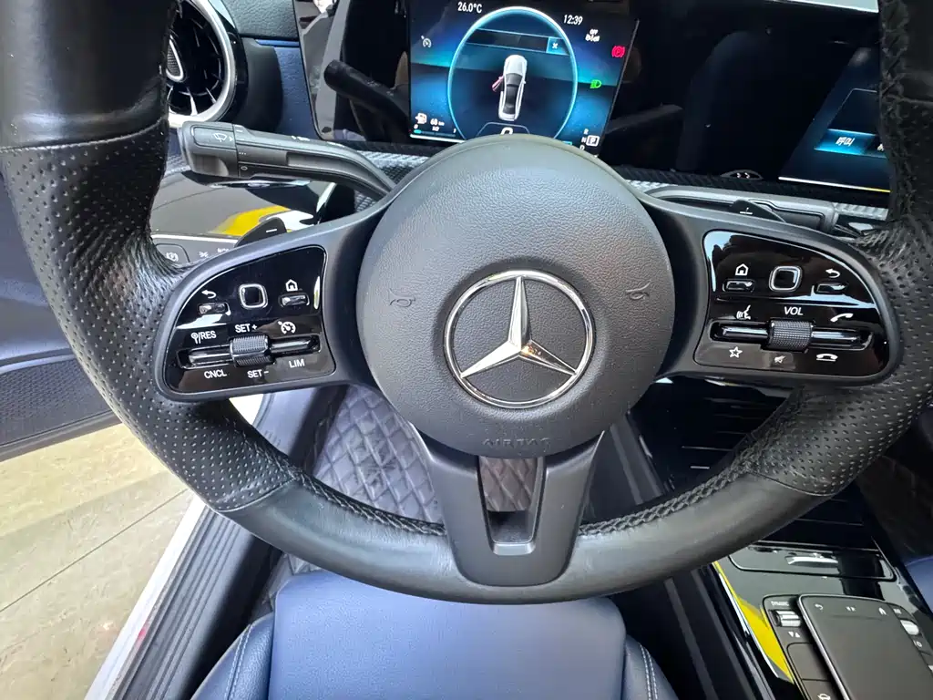 Mercedes-Benz A-Class 2022 — фото 20