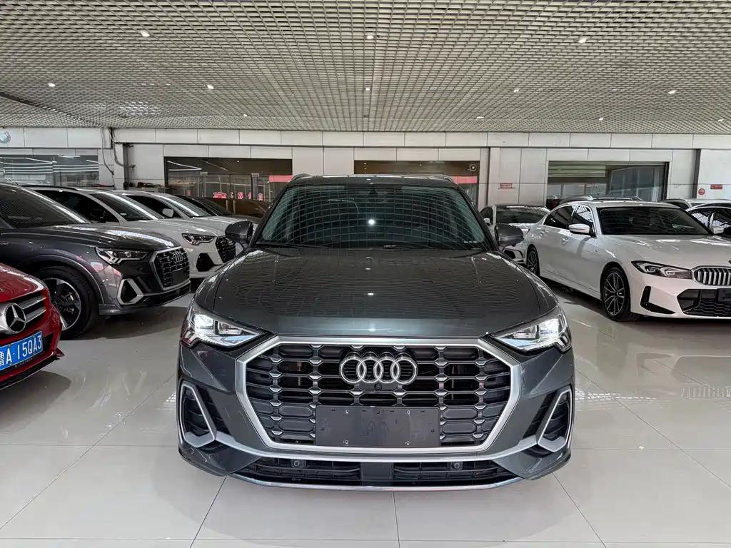 Audi Q3 2022