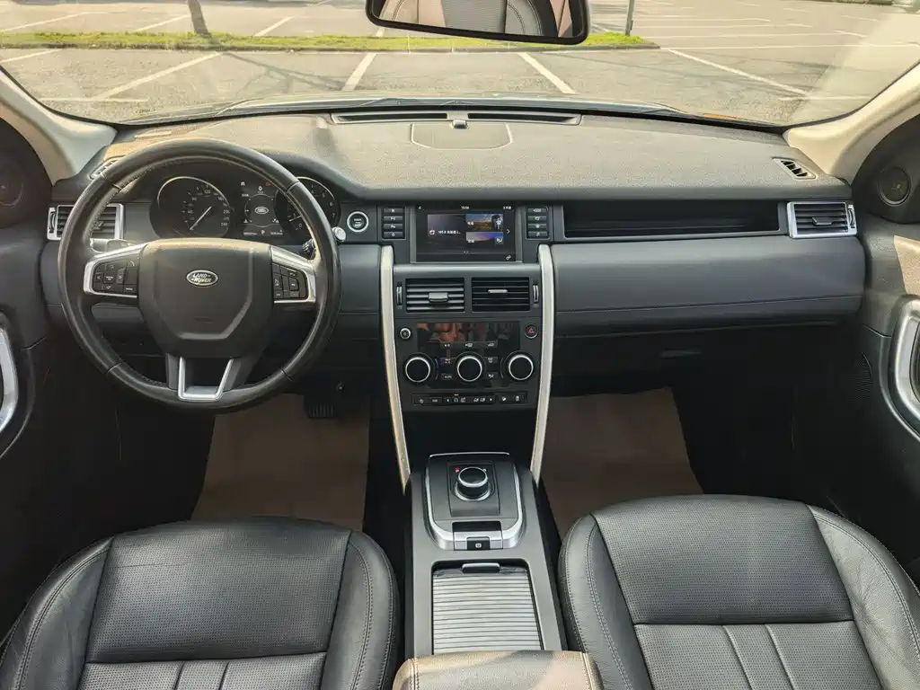 Land Rover Discovery Sport 2018 — фото 10
