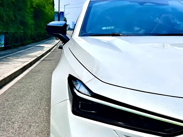 Changan UNI-V 2024