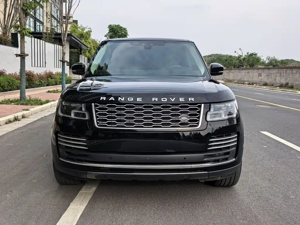 Land Rover Range Rover 2019 — фото 2