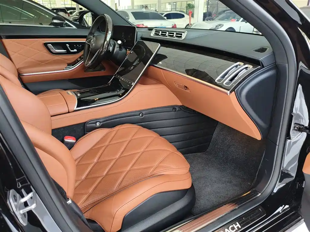 Mercedes-Benz Maybach S-Class 2024 — фото 12